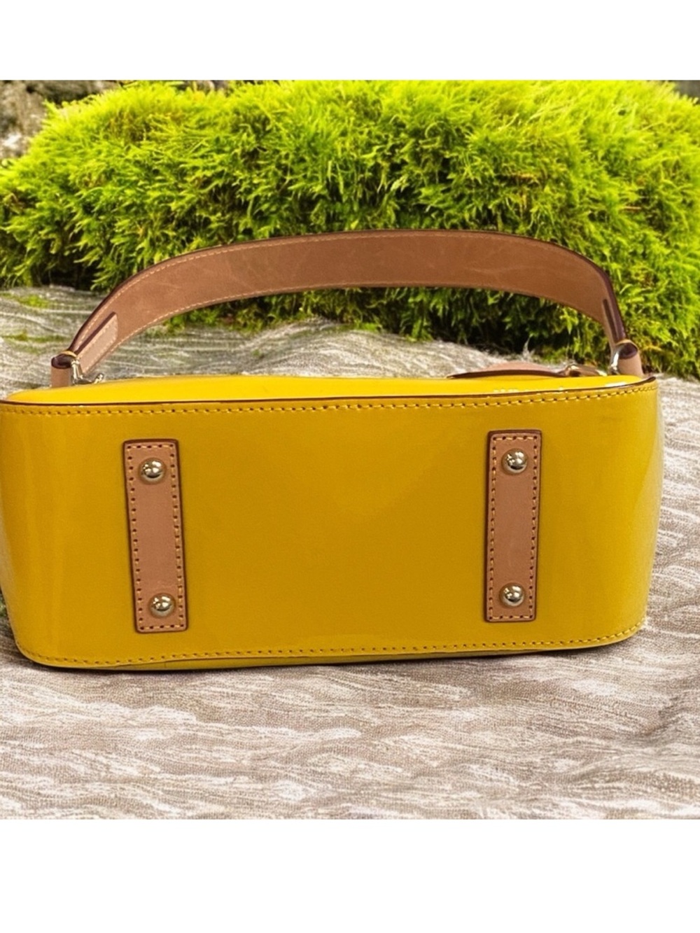 Stunning Yellow Dooney & Bourke Patent Leather Shoulder Bag EUC COA - Picture 9 of 15